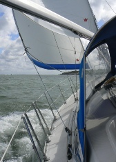 Calero approaching Gurnard Point and Cowes from the West.